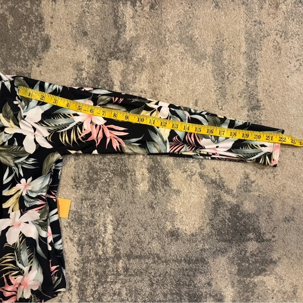 Kona Sol NWT Floral Long Sleeve Bodysuit